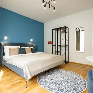 Bright Stylish In A Location Διαμέρισμα