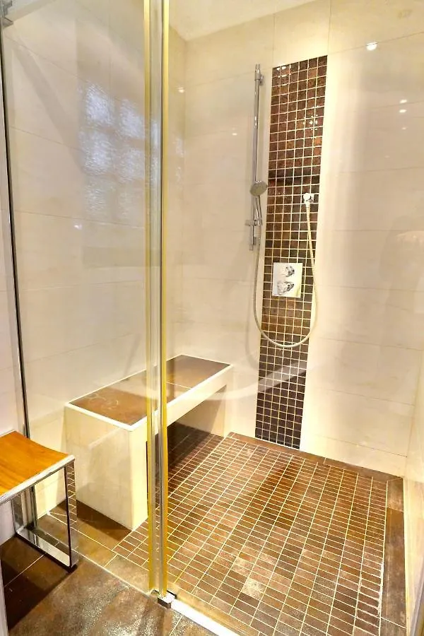 Apartment Schoenbrunn Villa Zm Vienna Austria